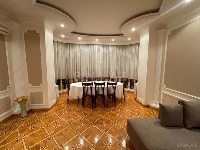 4-комн. новостройка - м. 28 мая - 190 м² (3)