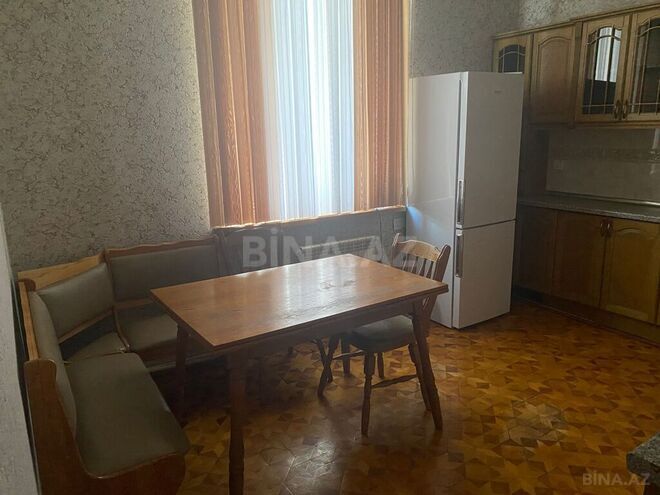 2 otaqlı köhnə tikili - 28 May m. - 100 m² (3)