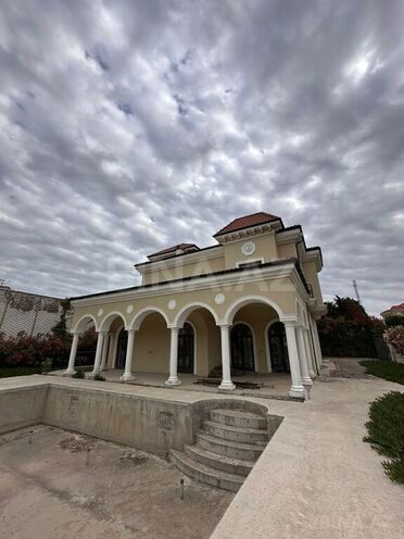 3 otaqlı həyət evi/bağ evi - Zuğulba q. - 563 m² (3)
