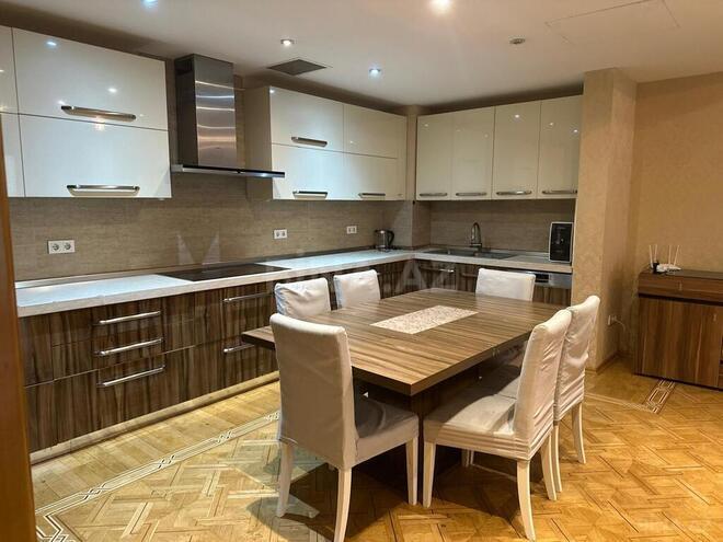 4 otaqlı yeni tikili - Nəsimi r. - 175 m² (5)