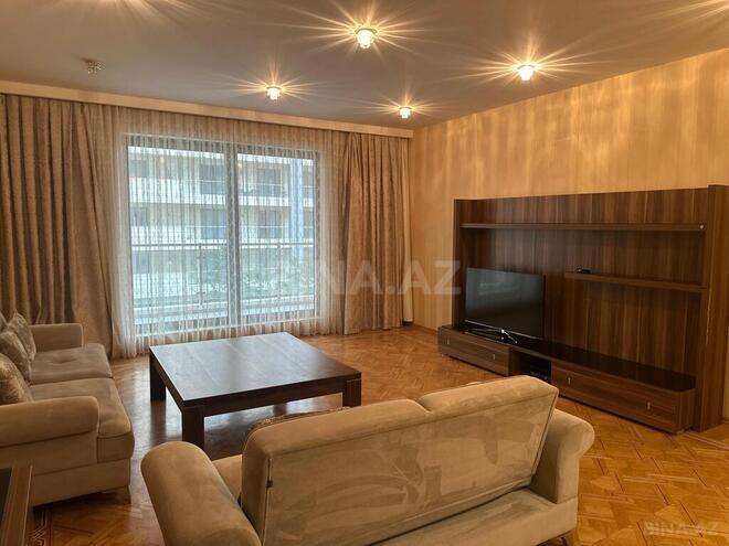 4 otaqlı yeni tikili - Nəsimi r. - 175 m² (1)