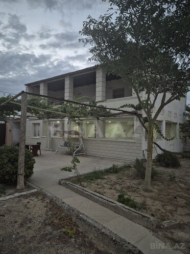 4 otaqlı həyət evi/bağ evi - Türkan q. - 111 m² (2)