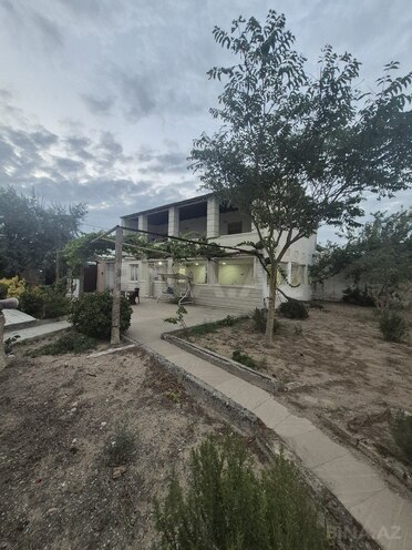 4 otaqlı həyət evi/bağ evi - Türkan q. - 111 m² (1)