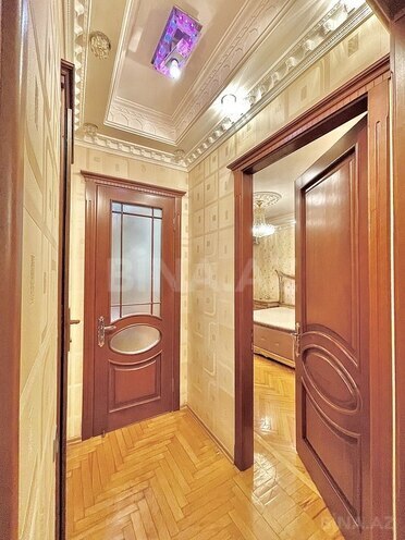 3 otaqlı köhnə tikili - Qara Qarayev m. - 90 m² (12)