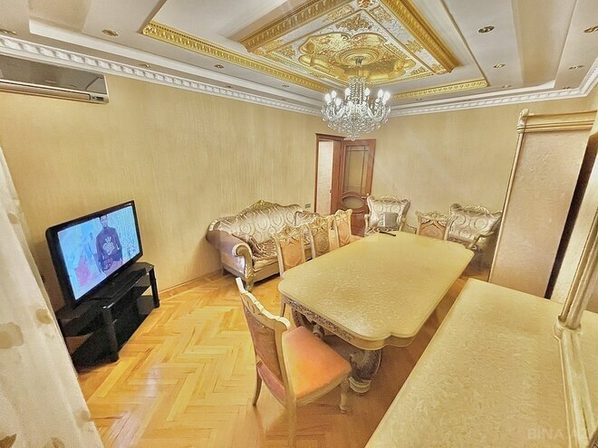 3 otaqlı köhnə tikili - Qara Qarayev m. - 90 m² (3)
