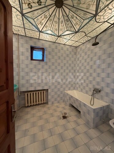 9 otaqlı həyət evi/bağ evi - İnşaatçılar m. - 400 m² (19)