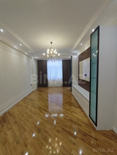3 otaqlı yeni tikili - Neftçilər m. - 142 m² (1)