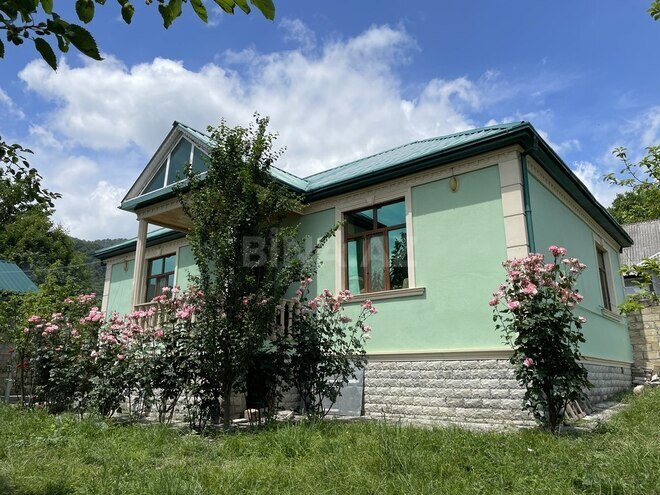 3 otaqlı həyət evi/bağ evi - Qəbələ - 80 m² (3)