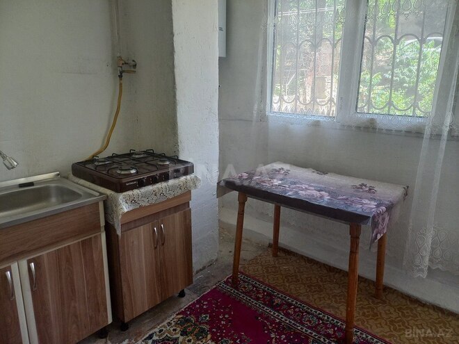 3 otaqlı köhnə tikili - Yeni Günəşli q. - 70 m² (3)