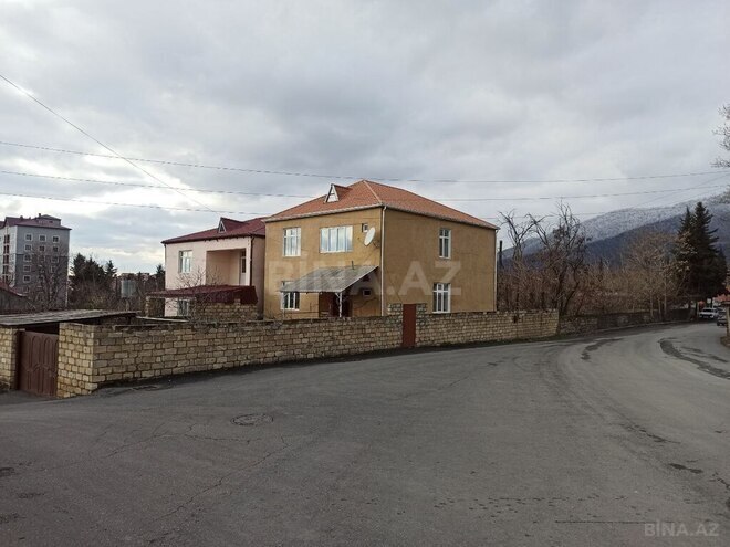 5 otaqlı həyət evi/bağ evi - Zaqatala - 240 m² (15)