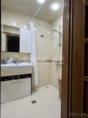 3 otaqlı köhnə tikili - İnşaatçılar m. - 70 m² (21)