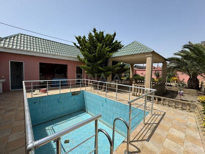 7 otaqlı həyət evi/bağ evi - Hövsan q. - 180 m² (9)