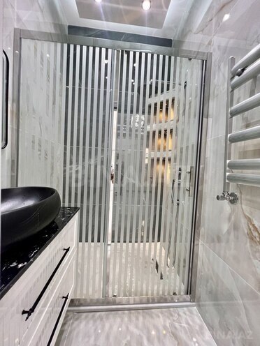 3 otaqlı yeni tikili - 8 Noyabr m. - 110 m² (16)