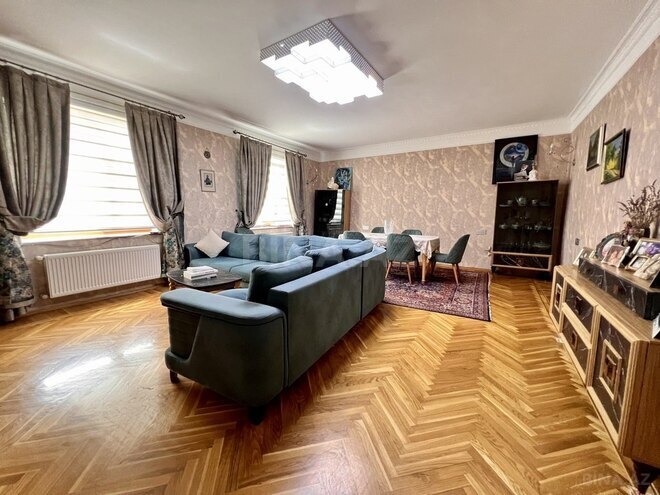 Продаётся 7-комн. дом/дача 300 м², пос. Бадамдар, photo 5 from 20
