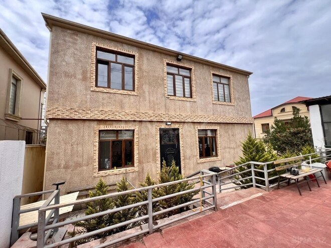 Продаётся 7-комн. дом/дача 300 м², пос. Бадамдар, photo 1 from 20
