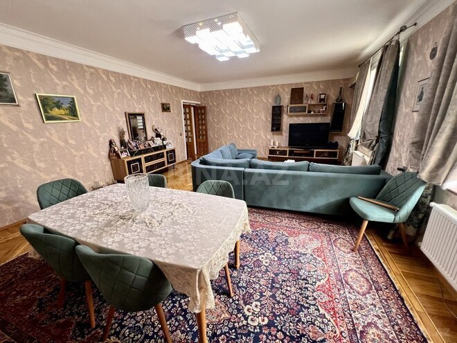 Продаётся 7-комн. дом/дача 300 м², пос. Бадамдар, photo 7 from 20