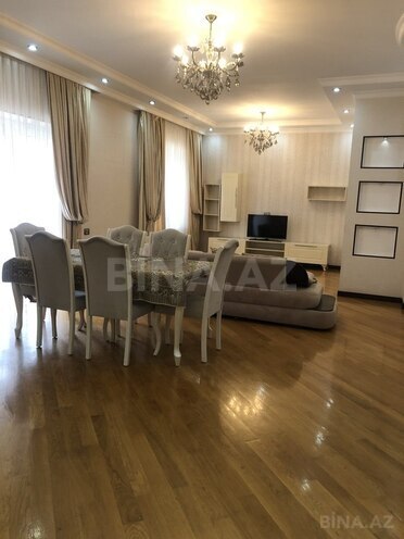 3 otaqlı yeni tikili - 8 Noyabr m. - 155 m² (15)