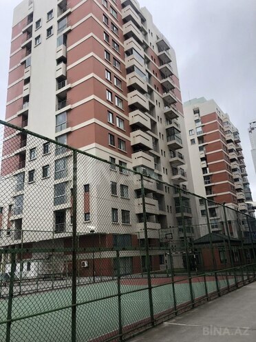 3 otaqlı yeni tikili - 8 Noyabr m. - 155 m² (1)