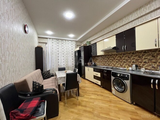 3 otaqlı yeni tikili - 20 Yanvar m. - 126 m² (2)