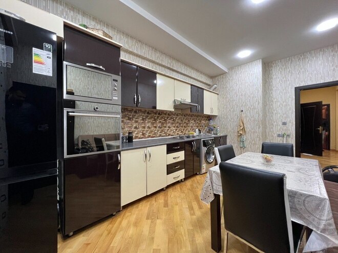 3 otaqlı yeni tikili - 20 Yanvar m. - 126 m² (6)