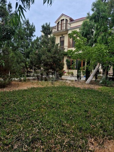 4 otaqlı həyət evi/bağ evi - Şüvəlan q. - 130 m² (1)