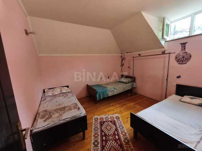 8 otaqlı həyət evi/bağ evi - Şəki - 160 m² (15)