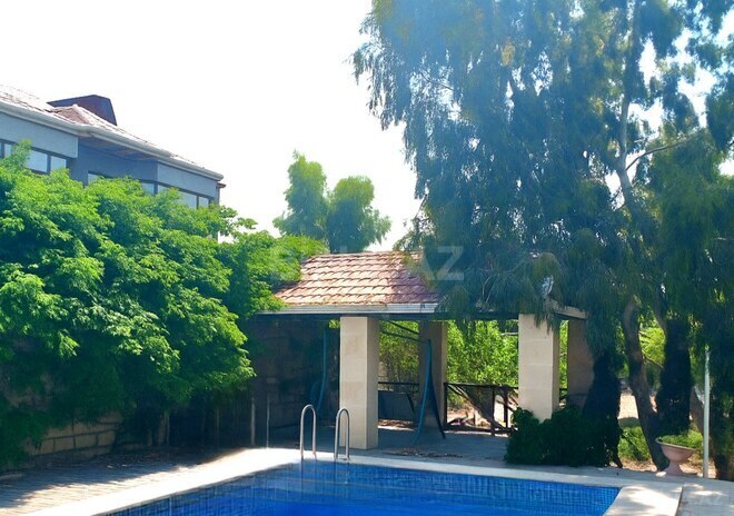 4 otaqlı həyət evi/bağ evi - Şüvəlan q. - 130 m² (5)