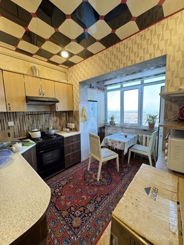 3 otaqlı köhnə tikili - Yeni Günəşli q. - 85 m² (11)