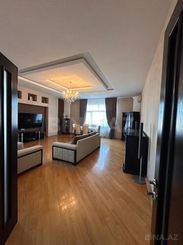 3 otaqlı yeni tikili - Nizami m. - 130 m² (1)