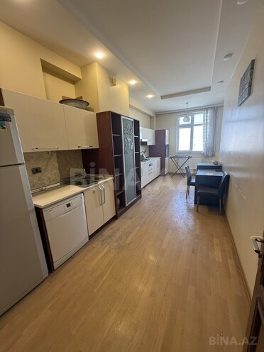 3 otaqlı yeni tikili - Elmlər Akademiyası m. - 140 m² (4)