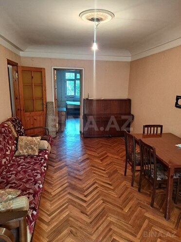2-комн. вторичка - м. Нефтчиляр - 50 м² (1)