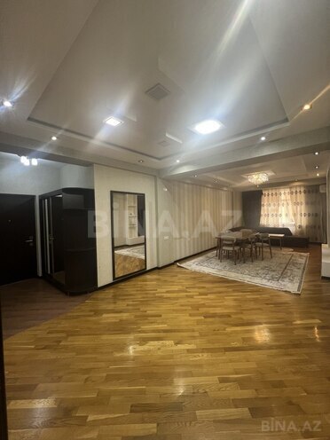 3 otaqlı yeni tikili - İnşaatçılar m. - 125 m² (2)