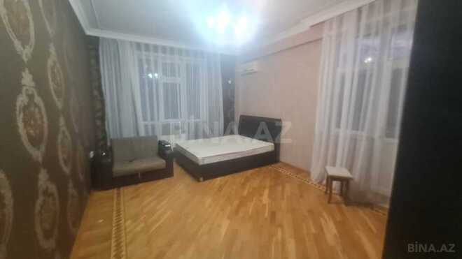 3-комн. новостройка - м. 28 мая - 130 м² (8)