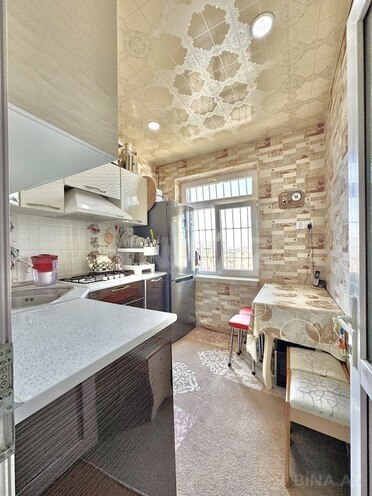 3-комн. вторичка - м. Кара Караев - 75 м² (27)
