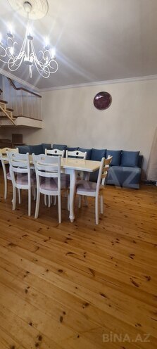 4 otaqlı həyət evi/bağ evi - Novxanı q. - 200 m² (16)
