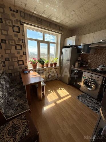 2 otaqlı köhnə tikili - M.Ə.Rəsulzadə q. - 60 m² (1)