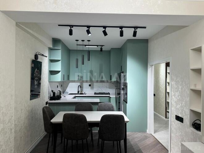 4 otaqlı yeni tikili - 7-ci mikrorayon q. - 110 m² (1)