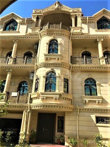 9 otaqlı həyət evi/bağ evi - Binəqədi r. - 800 m² (1)