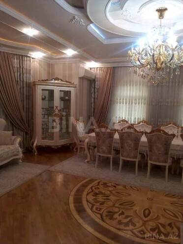 9 otaqlı həyət evi/bağ evi - Binəqədi r. - 800 m² (11)