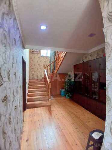 6 otaqlı həyət evi/bağ evi - Qaraçuxur q. - 200 m² (1)