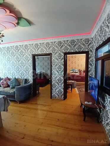 6 otaqlı həyət evi/bağ evi - Qaraçuxur q. - 200 m² (3)
