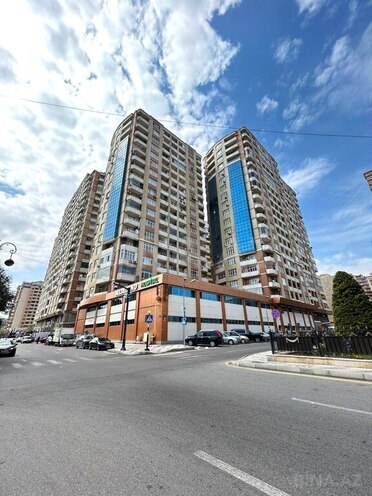 4 otaqlı yeni tikili - Şah İsmayıl Xətai m. - 130 m² (1)