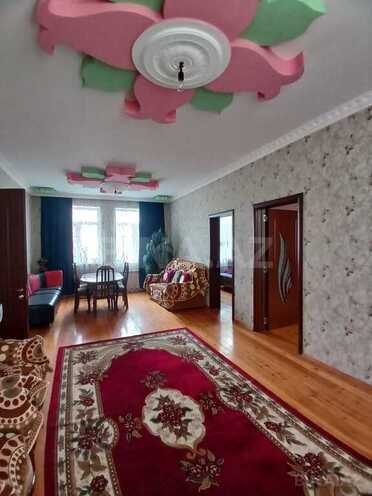 6 otaqlı həyət evi/bağ evi - Qaraçuxur q. - 200 m² (11)
