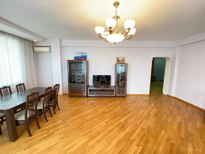 3 otaqlı yeni tikili - İnşaatçılar m. - 130 m² (3)