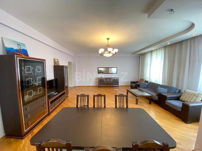 3 otaqlı yeni tikili - İnşaatçılar m. - 130 m² (1)