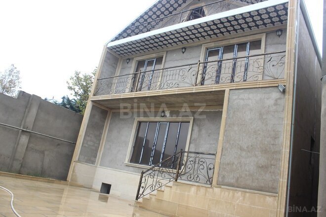 6 otaqlı həyət evi/bağ evi - Qaraçuxur q. - 220 m² (2)