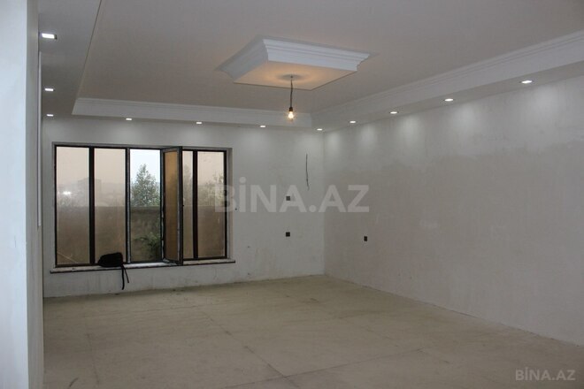 6 otaqlı həyət evi/bağ evi - Qaraçuxur q. - 220 m² (16)
