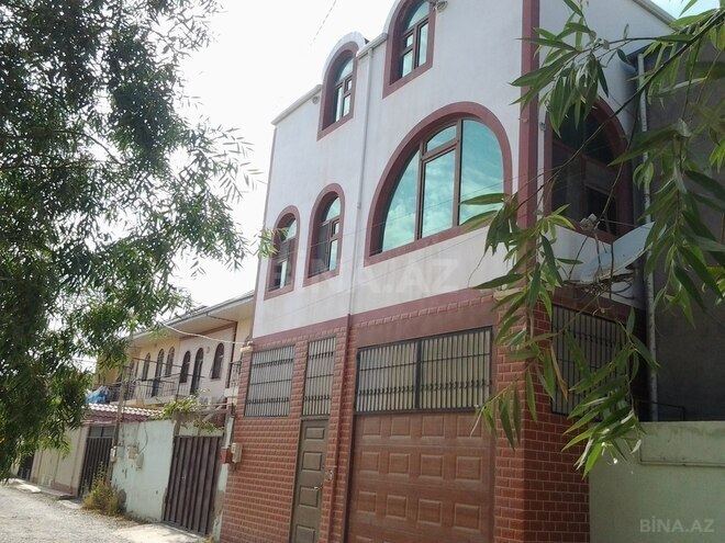6 otaqlı həyət evi/bağ evi - Biləcəri q. - 390 m² (1)