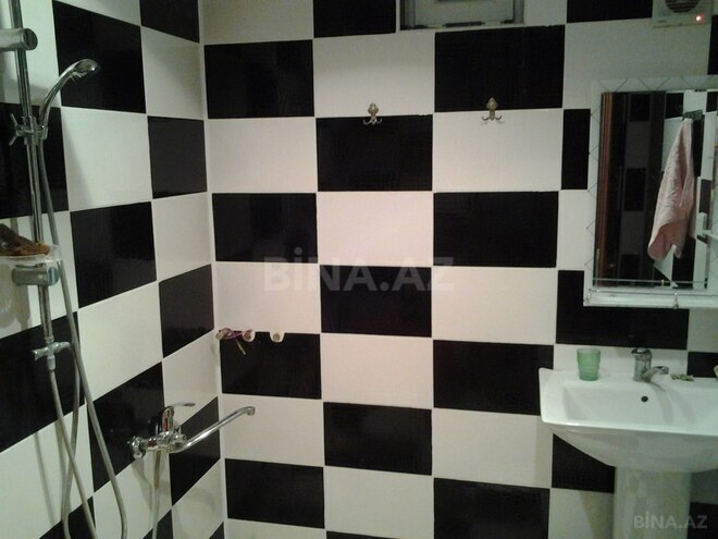 6 otaqlı həyət evi/bağ evi - Biləcəri q. - 390 m² (9)