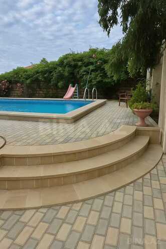 4 otaqlı həyət evi/bağ evi - Şüvəlan q. - 130 m² (1)